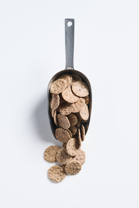 קרקר אורז פלפל שחור